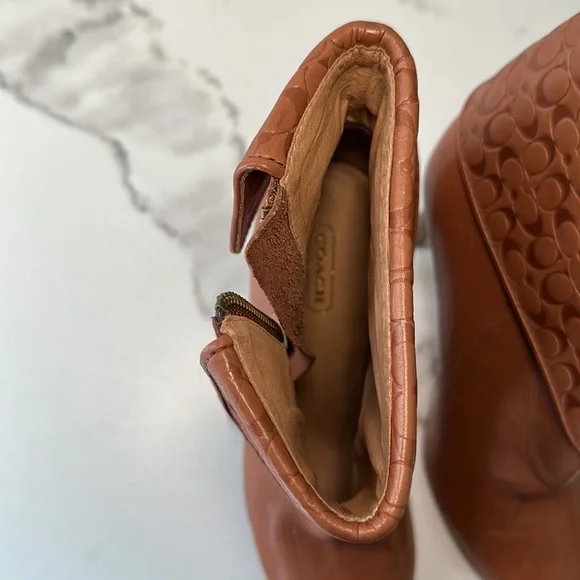 Coach- Mackenna CC logo ankle boot - Picture 14 of 16